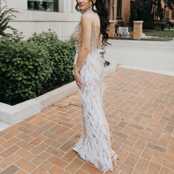 Custom wedding dress - Picture 4 of 5